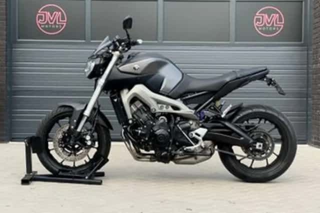 Yamaha MT-09 (2013) thumbnail 4