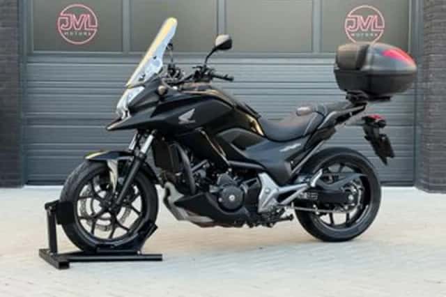 Honda NC750X (2014) thumbnail 3
