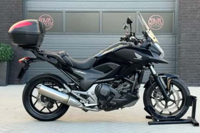 Honda NC750X (2014) thumbnail 2