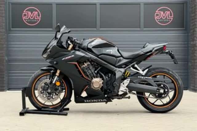 Honda CBR650R (2023) thumbnail 4