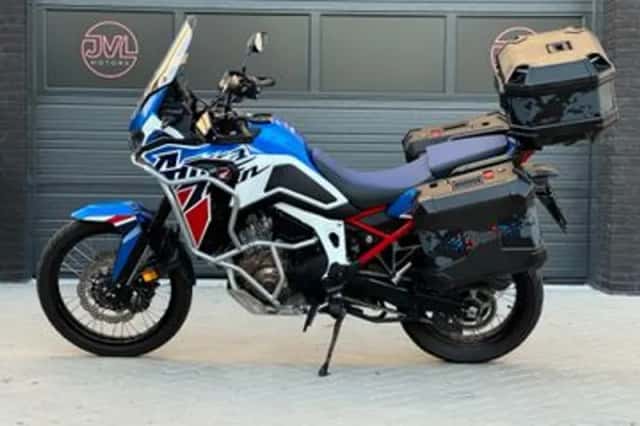 Honda CRF 1100 L Africa Twin (2024) thumbnail 4