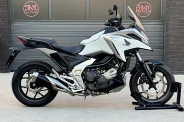 Honda NC750X (2021) thumbnail 2
