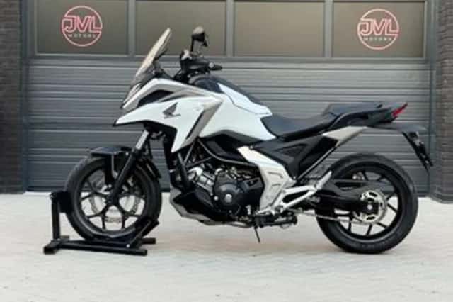 Honda NC750X (2021) thumbnail 4