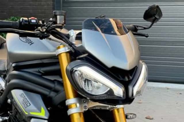 Triumph Speed Triple 1200 RS (2022) thumbnail 5