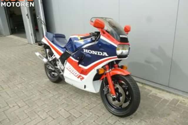 Honda VF 1000 R (1986) thumbnail 5