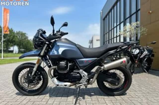 Moto Guzzi V85 TT (2019) thumbnail 3