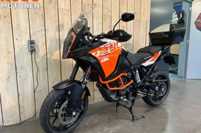 KTM 1290 Super Adventure (2018) thumbnail 2