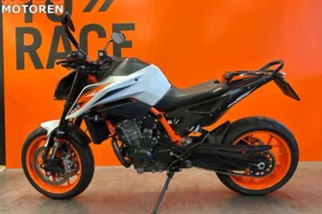 KTM 890 Duke (2021) thumbnail 3
