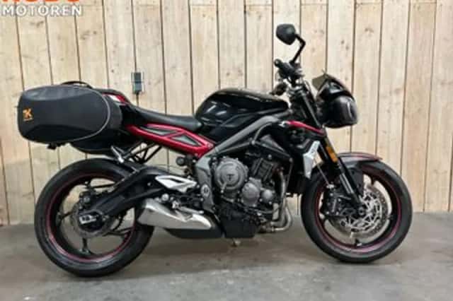 Triumph Street Triple R (2020) thumbnail 1