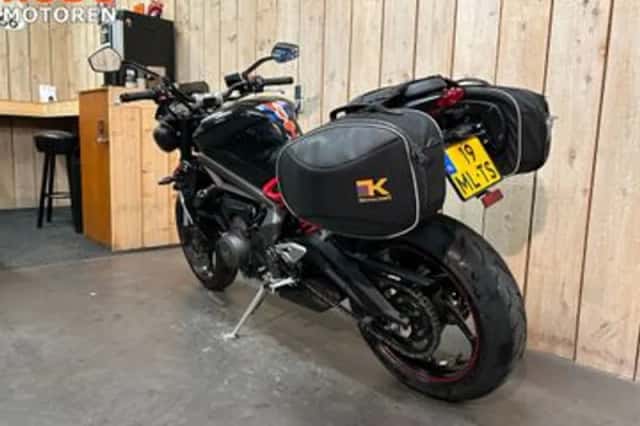 Triumph Street Triple R (2020) thumbnail 4