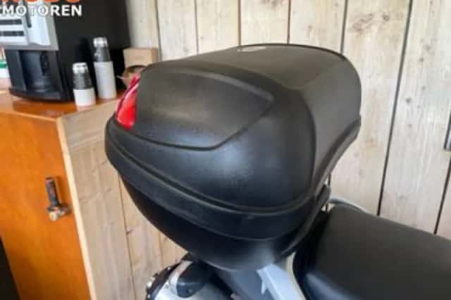 Suzuki DL1000 (2004) thumbnail 5
