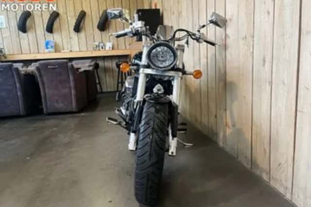 Suzuki Intruder M800 (2008) thumbnail 5