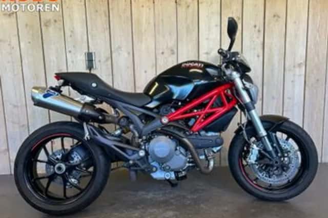 Ducati Monster 796 (2010) thumbnail 1