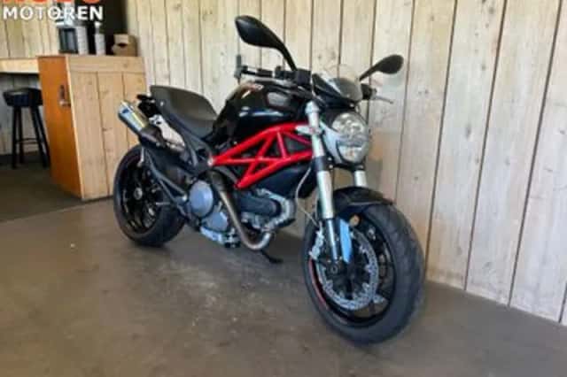 Ducati Monster 796 (2010) thumbnail 4