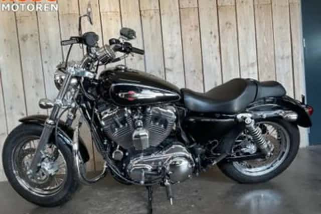 Harley-Davidson 1200 C Custom (2013) thumbnail 2