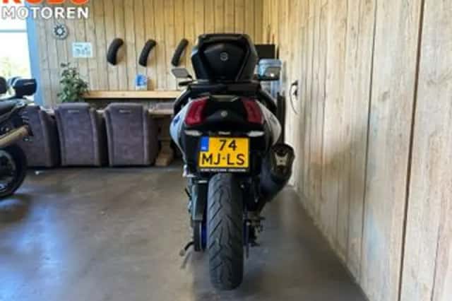 Yamaha XP530-A Tmax SX (2018) thumbnail 6
