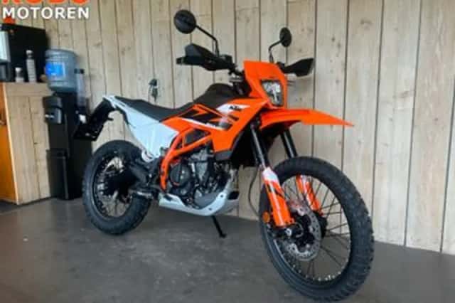 KTM 125 Enduro R (2026) thumbnail 2