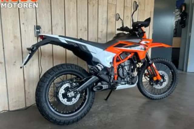 KTM 125 Enduro R (2026) thumbnail 6
