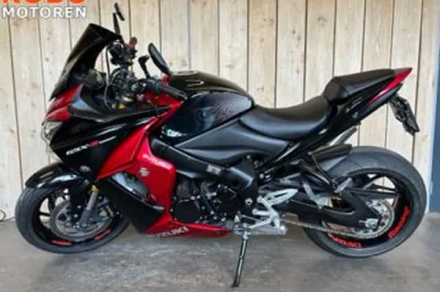 Suzuki GSX S 1000F (2016) thumbnail 3