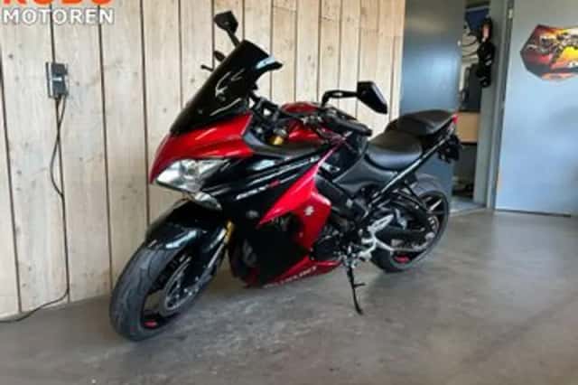 Suzuki GSX S 1000F (2016) thumbnail 5