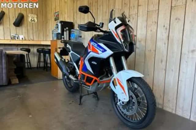 KTM 1290 Super Adventure R (2021) thumbnail 4