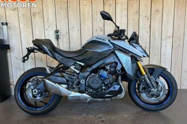 Suzuki GSX-S1000 (2022) thumbnail 1