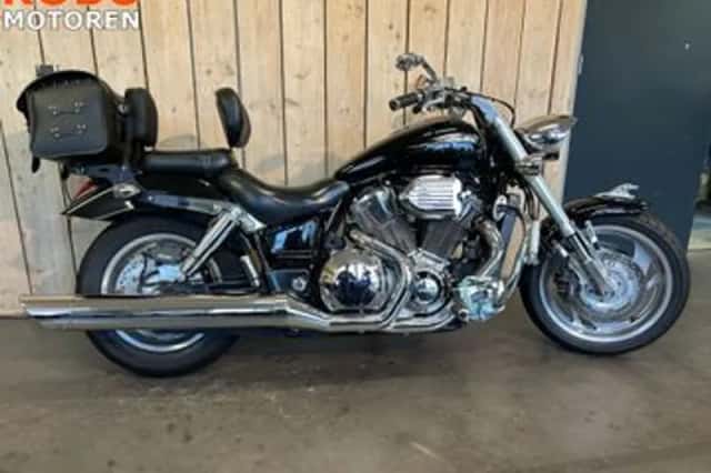 Honda VTX 1800 C (2003) thumbnail 1