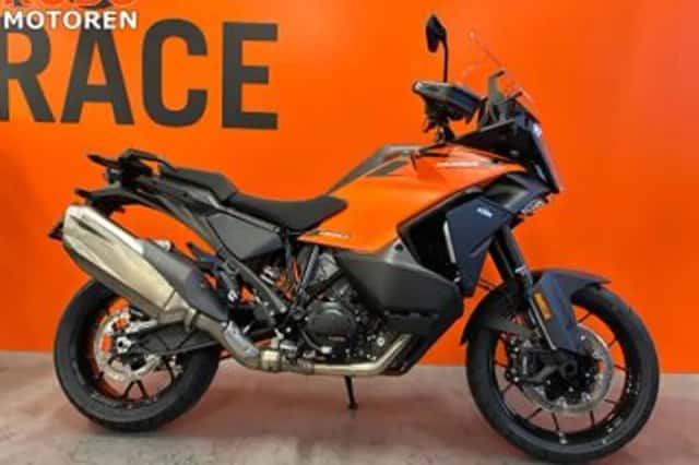 KTM 1390 Superadventure S (2026) thumbnail 1