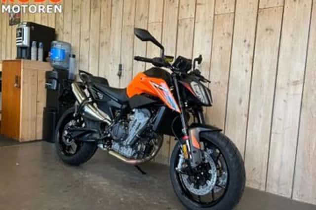 KTM 790 Duke (2026) thumbnail 2