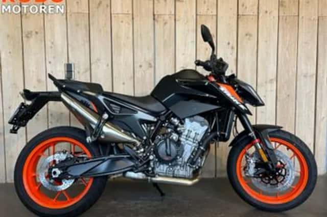 KTM 790 Duke (2026) thumbnail 1