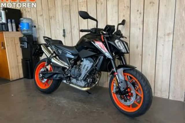 KTM 790 Duke (2026) thumbnail 2