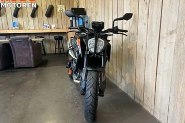 KTM 790 Duke (2026) thumbnail 5