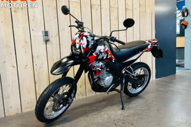 Yamaha XT 125 X (2007) thumbnail 3