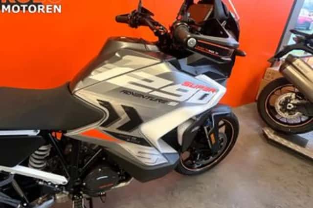 KTM 1290 Super Adventure (2024) thumbnail 6