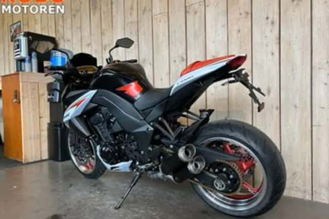 Kawasaki Z1000 (2013) thumbnail 6