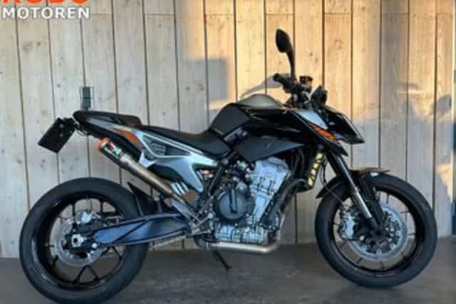 KTM 790 Duke (2019) thumbnail 1