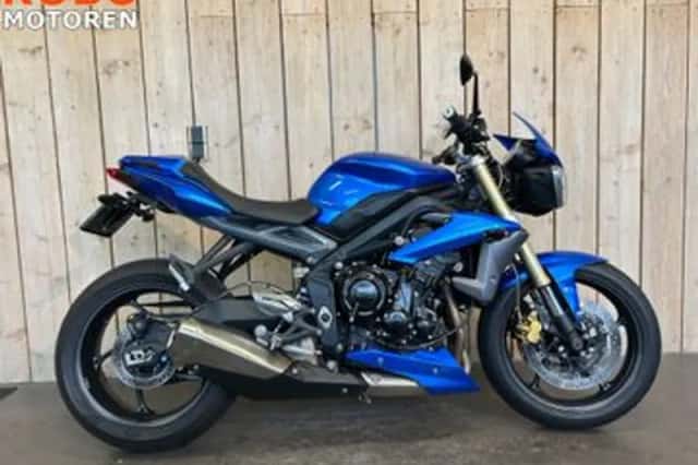 Triumph Street Triple (2013) thumbnail 1