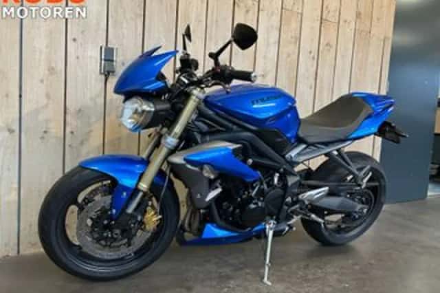 Triumph Street Triple (2013) thumbnail 5