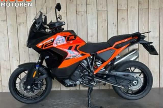 KTM 1290 Super Adventure (2024) thumbnail 3