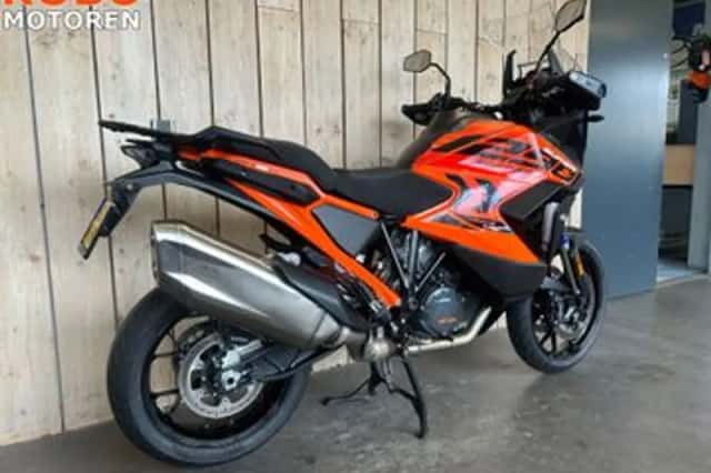 KTM 1290 Super Adventure (2024) thumbnail 4