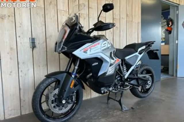 KTM 1290 Super Adventure S (2024) thumbnail 5