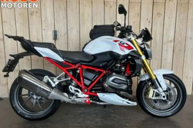 BMW R 1200 R (2015) thumbnail 1