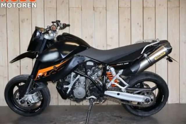 KTM 990 Supermoto (2010) thumbnail 3