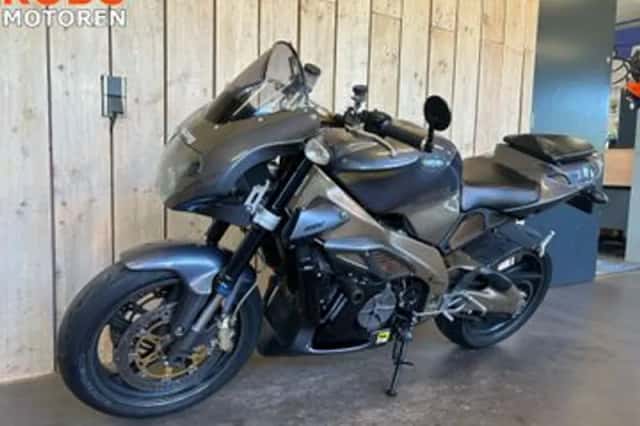 Aprilia Tuono (2003) thumbnail 6
