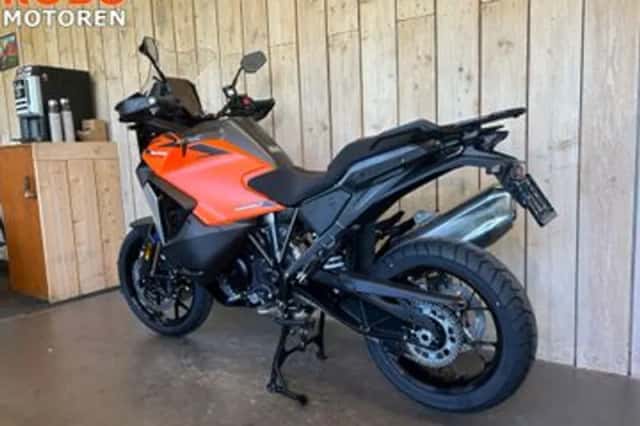 KTM 1390 Super Adventure S EVO (2026) thumbnail 6