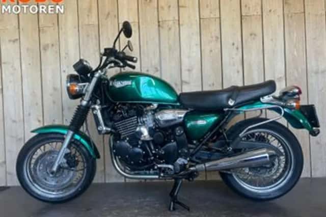 Triumph Legend TT (2000) thumbnail 3