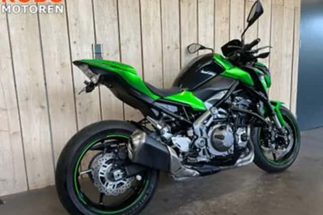 Kawasaki Z900 (2017) thumbnail 3