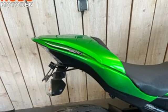 Kawasaki Z900 (2017) thumbnail 4