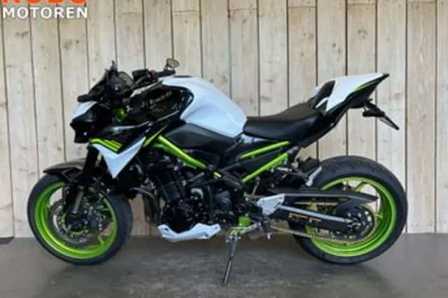 Kawasaki Z900 (2021) thumbnail 3