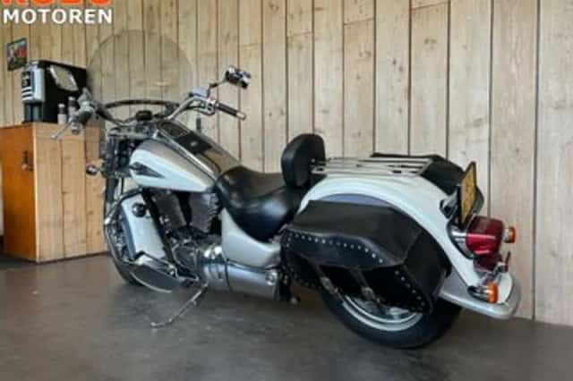 Suzuki VL1500 (2004) thumbnail 5